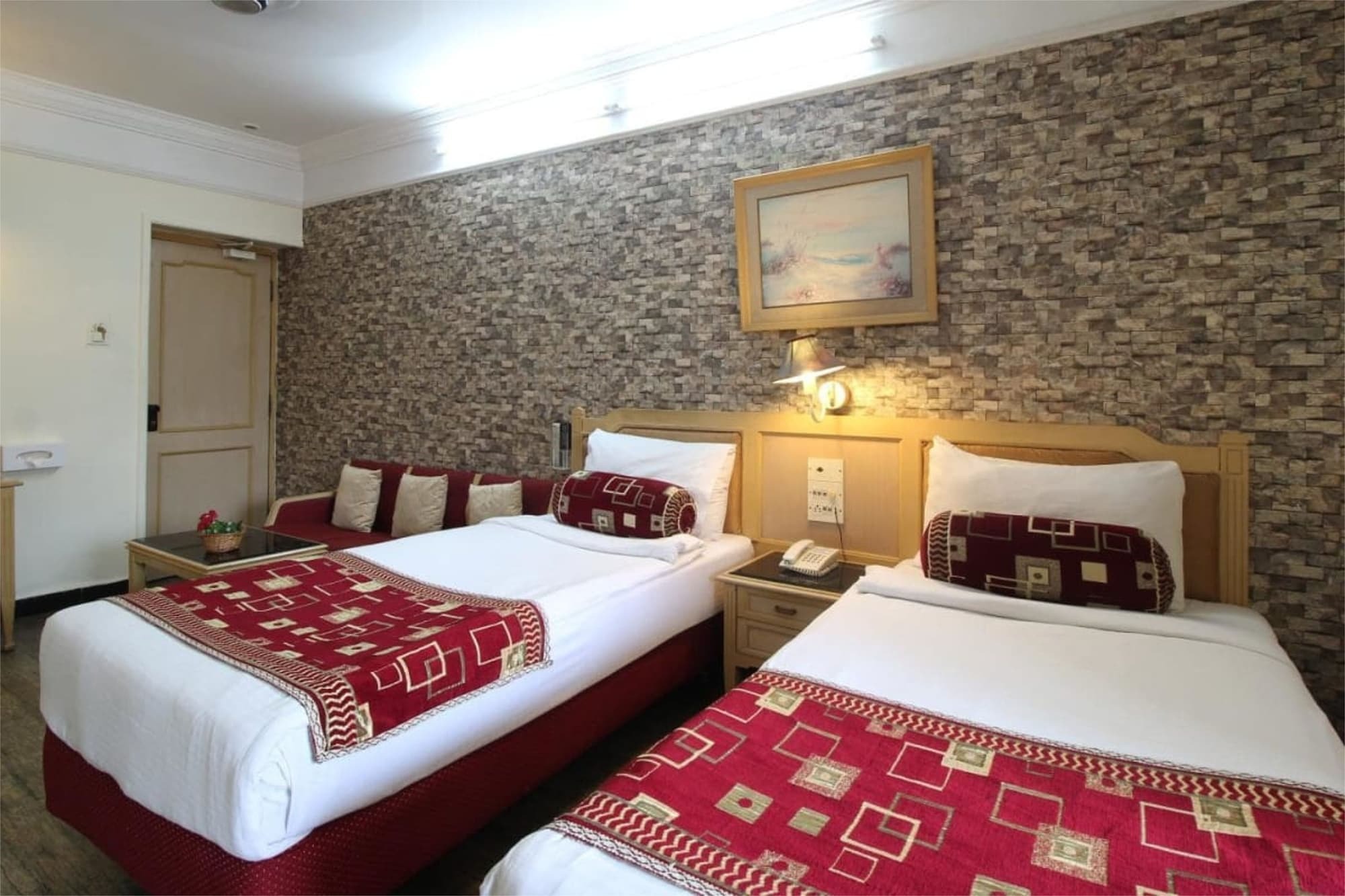 Hotel Sovereign Daman Dış mekan fotoğraf
